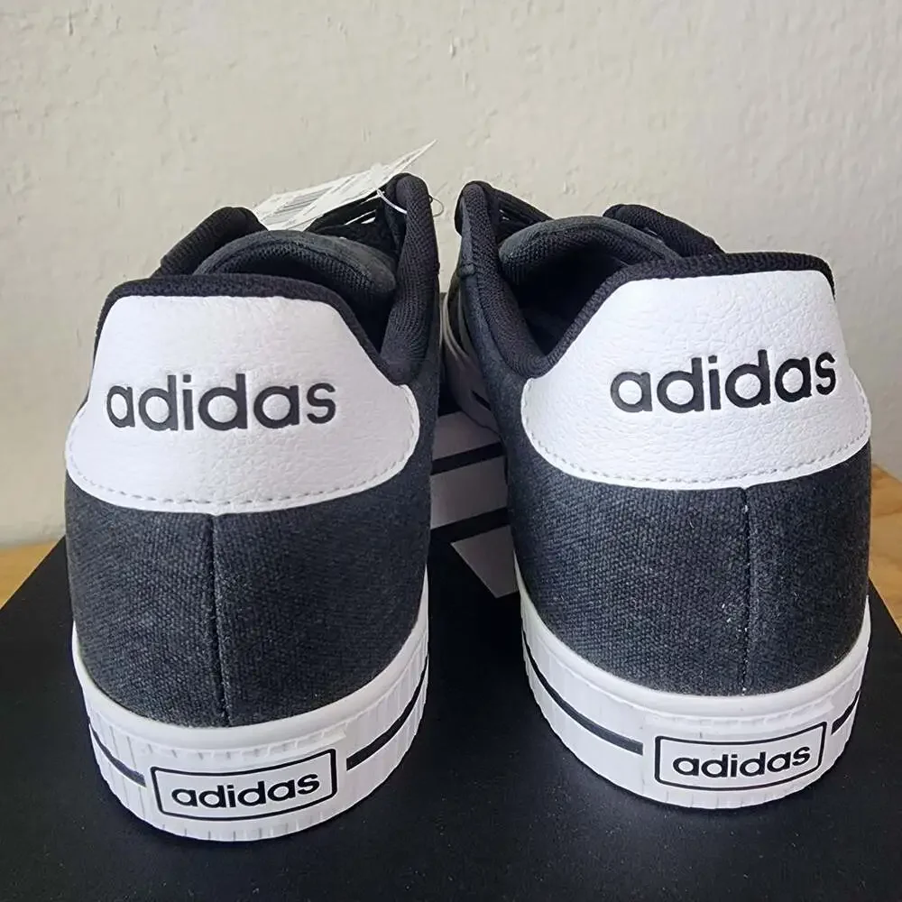 Adidas Daily 3.0 Shoes Mens Size 9.5 Gray White Skateboarding Sneakers FW7033
